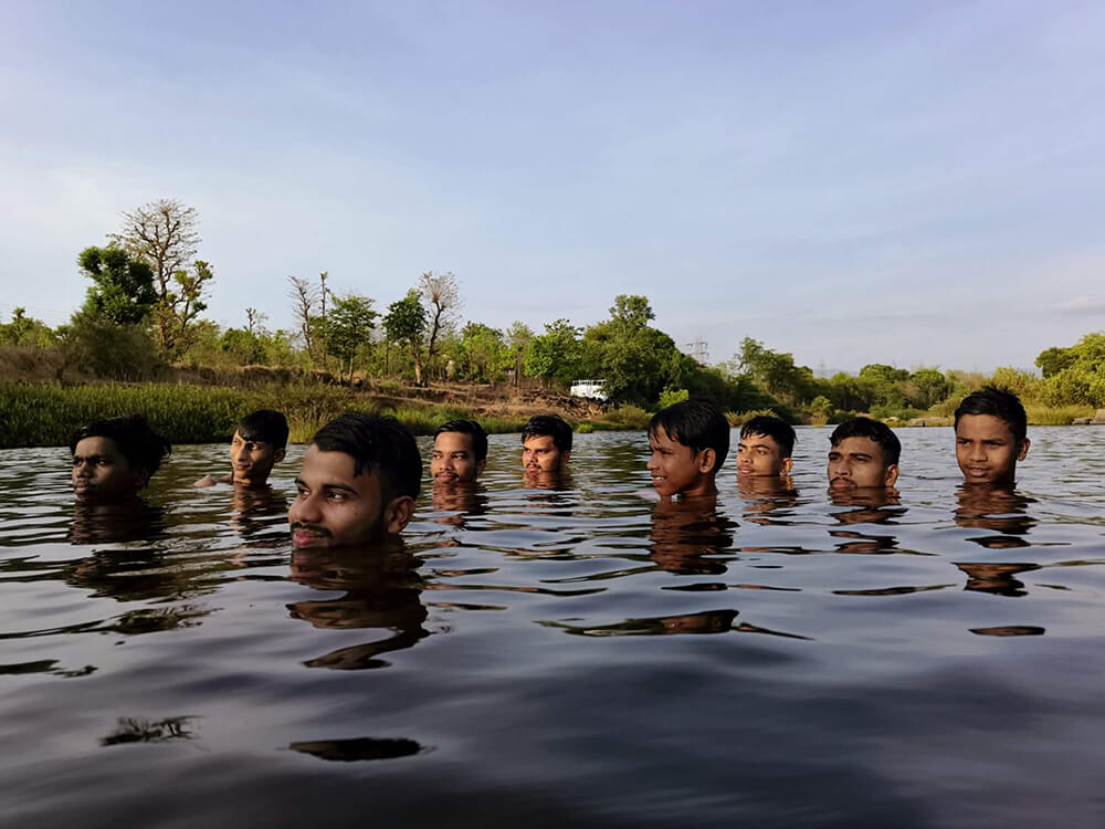 37. Gurudas Bate (Lorin)